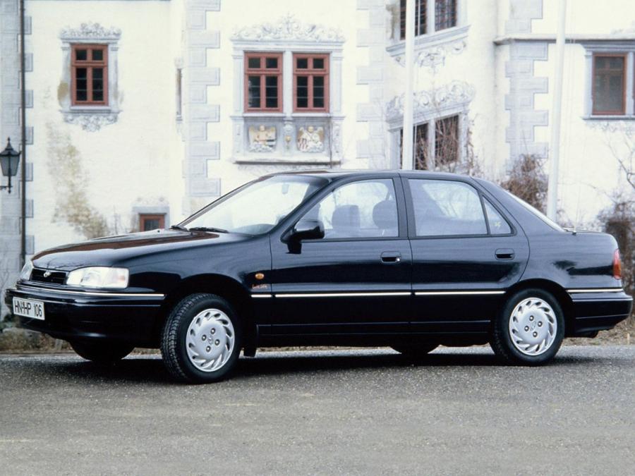  Hyundai Lantra 1990 года  (фото 7 из 9)